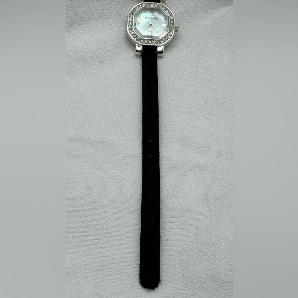 JOAN RIVERS CLASSIC LADIES WATCH NEW BATTERY